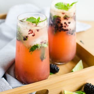 Non alcoholic blackberry mojito