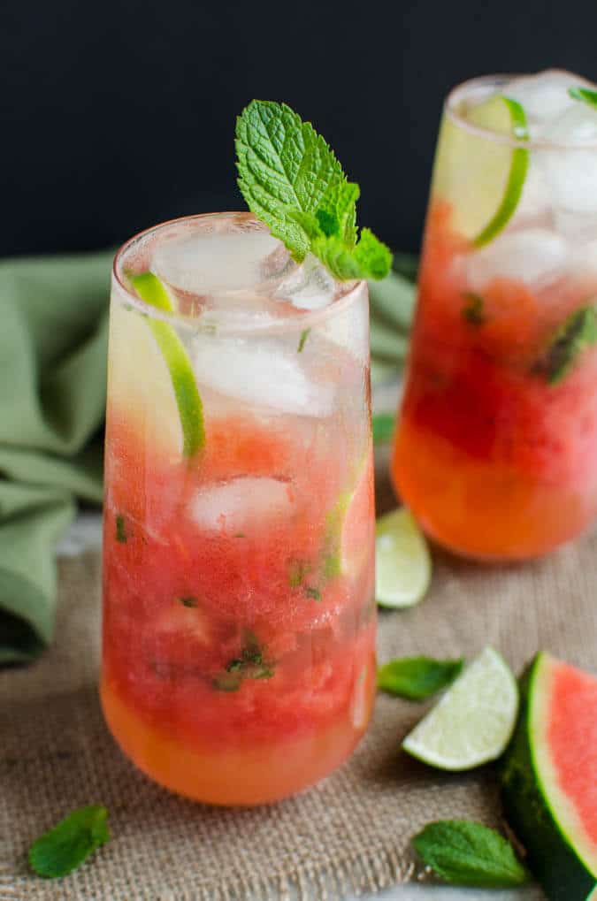 Watermelon Mint Mojito - Refreshing, healthy and non-alcoholic drink to enjoy hot days. Can easily turned into alcoholic drink if you want to | watchwhatueat.com
