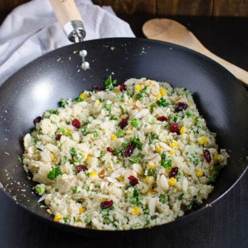 15 min healthy fried cauliflower rice.| watchwhatueat.com