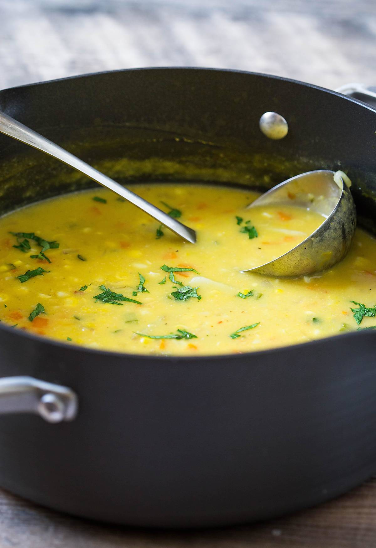 Summer Corn Chowder Recipe - Perfect creamy and delicious summer corn soup to enjoy fresh corn.