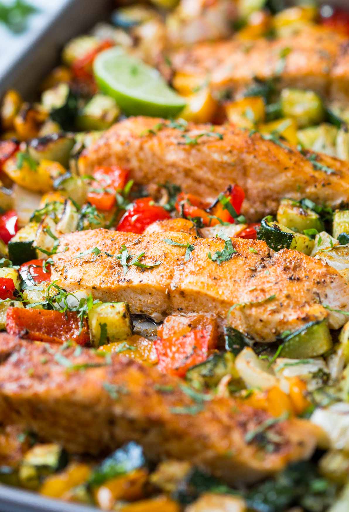 30 Min Healthy One Pan Baked Salmon And Vegetables