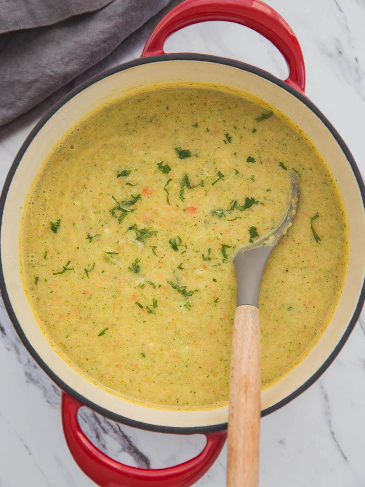 blended detox broccoli soup in a dutch oven with serving ladle